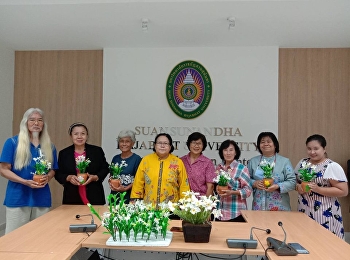 วันที่ 25-26 กรกฎาคม 2563
ศูนย์การศึกษาจังหวัดระนอง
มหาวิทยาลัยราชภัฏสวนสุนันทา
จัดโครงการเพิ่มจำนวนองค์ความรู้ในแหล่งเรียนรู้ศูนย์การศึกษาจังหวัดระนอง
“การประดิษฐ์ช่อดอกโกมาซุมจากดินไทย”