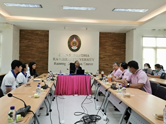 (Dec. 1, 2022) Ajarn Dr. Suwat Nuankhao,
Director of the Ranong Provincial
Education Center welcomed and discussed
ways to develop an educational center in
Ranong Province Together with the YEC
(Young Entrepreneur chamber of commerce)
in Ranong Province