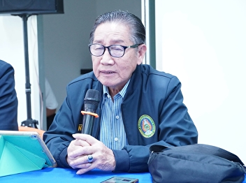 The committee for monitoring,
inspecting, and evaluating the
performance of the university.  Suan
Sunandha Rajabhat University listened to
feedback from faculty members at the
Ranong Education Center.