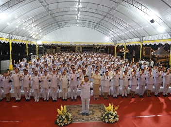 Ranong Provincial Education Center
Participate in the ceremony to offer
royal offerings, place a wreath, and
light candles to offer good wishes
